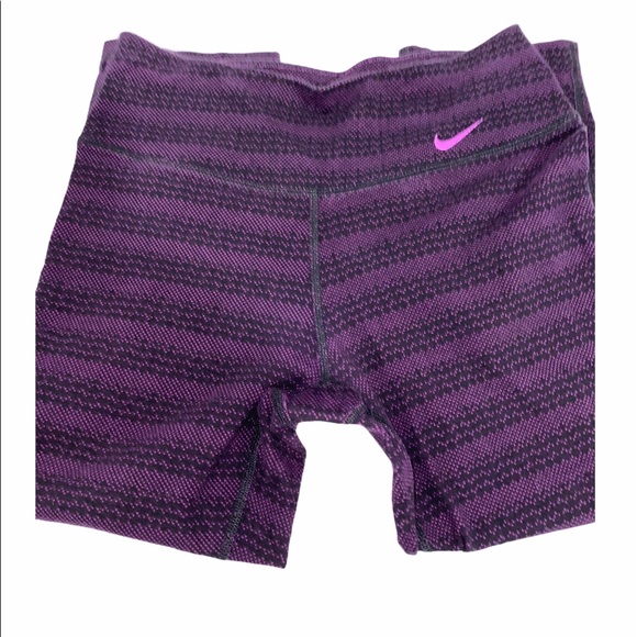 Nike Dri-Fit Capri Leggings - Picture 6 of 6